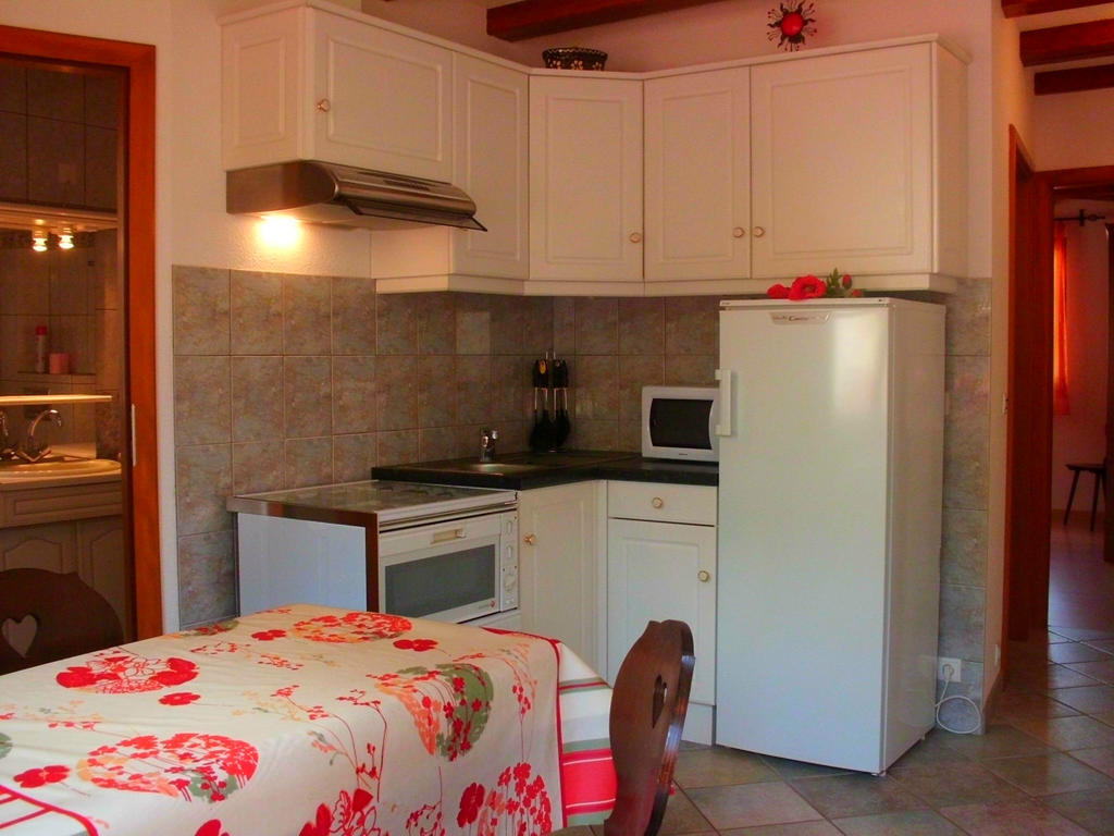 Gite Dans Cite Medievale Boersch Номер фото